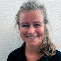Janicke Magnus, Fysioterapeut med mastergrad i idrettsfysioterapi fra Norges idrettshøgskole.