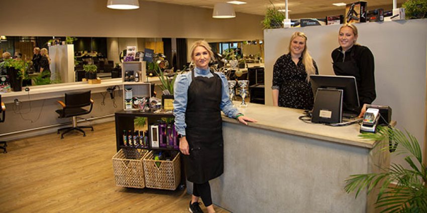 I en hektisk hverdag er det lett å glemme å stå riktig, men disse tre passer på hverandre. Fra venstre Marthe Eilertsen Fylling, Johanna Aasen og Helene Aarvåg. Foto: Ben Fylling