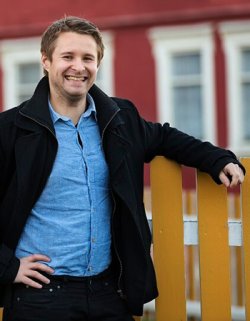 Tømrer og rådgiver i Gjensidige Simon Olsen. Foto: Sverre Christian Jarild