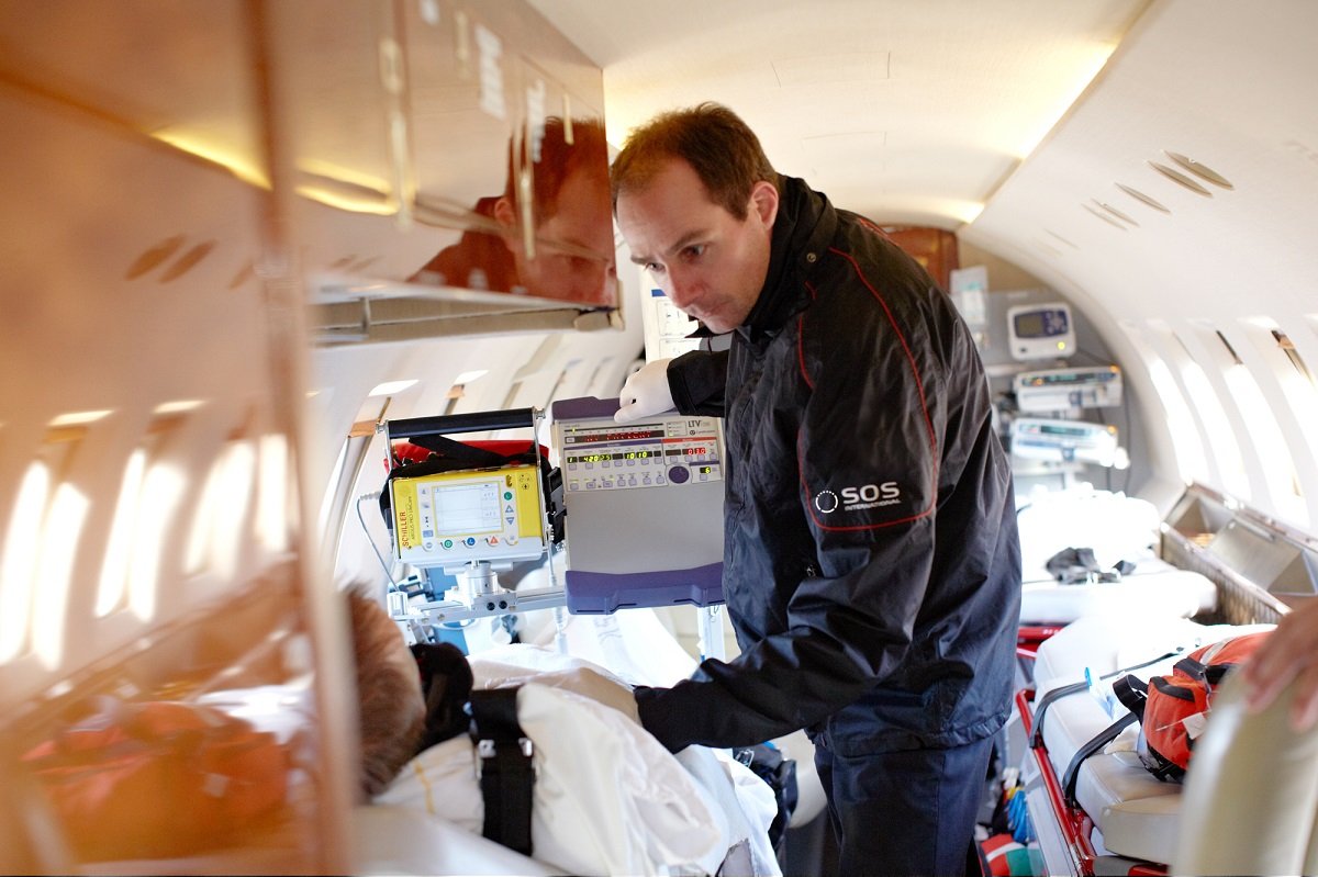 Syketransport fra utlandet. Foto: SOS International