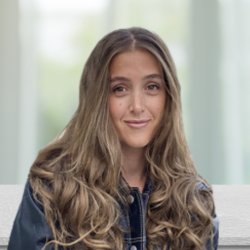 Portrett av psykolog Jaqueline Levi Bratt