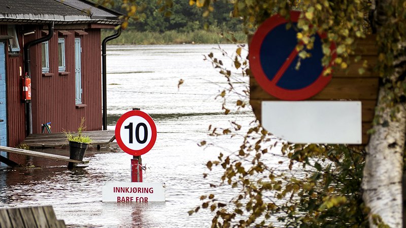 Flom. Oversvømt bolig.