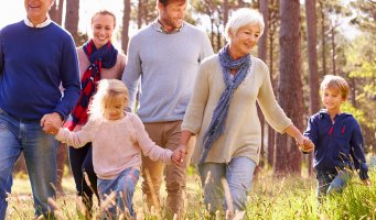 Familie i skogen