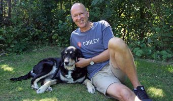 Thomas Kastrup og hunden Molly