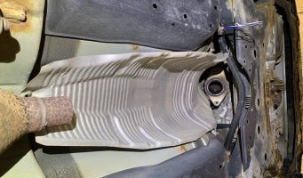 Bildet viser en katalysator fra en Toyota Prius.