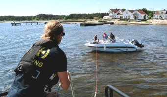 Båtferie. Brygge. Båt. Sommer.
